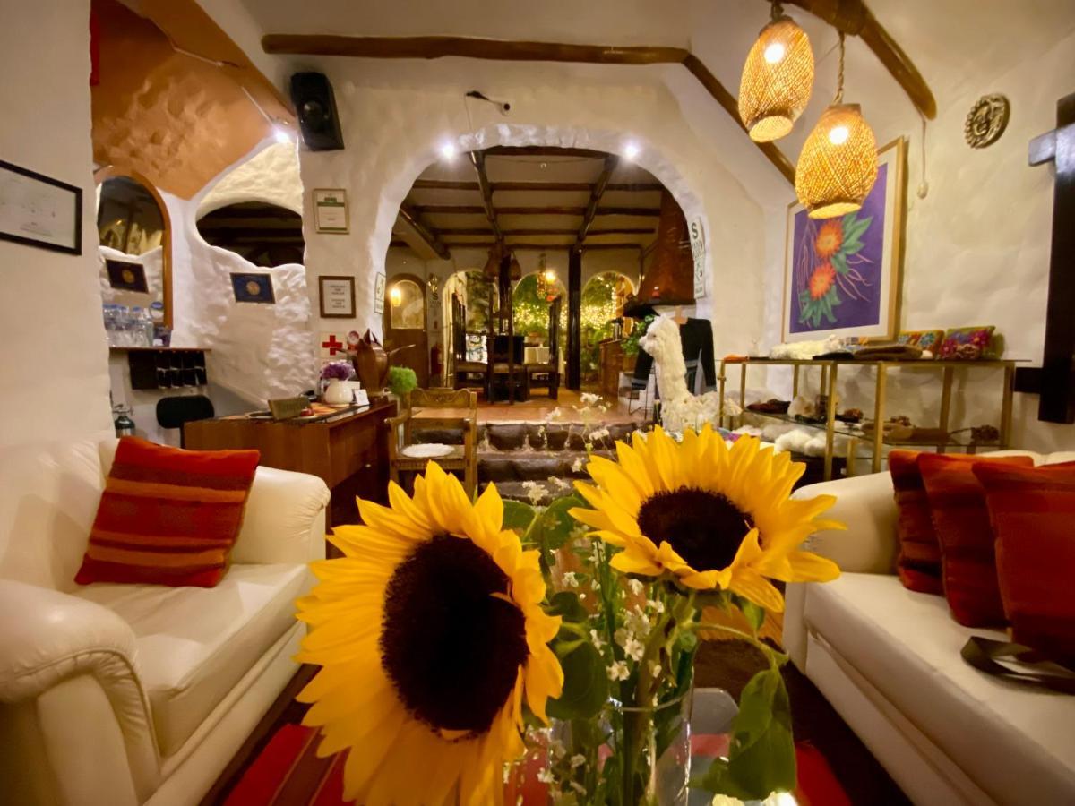 Hostal Madre Tierra Cuzco Exterior foto